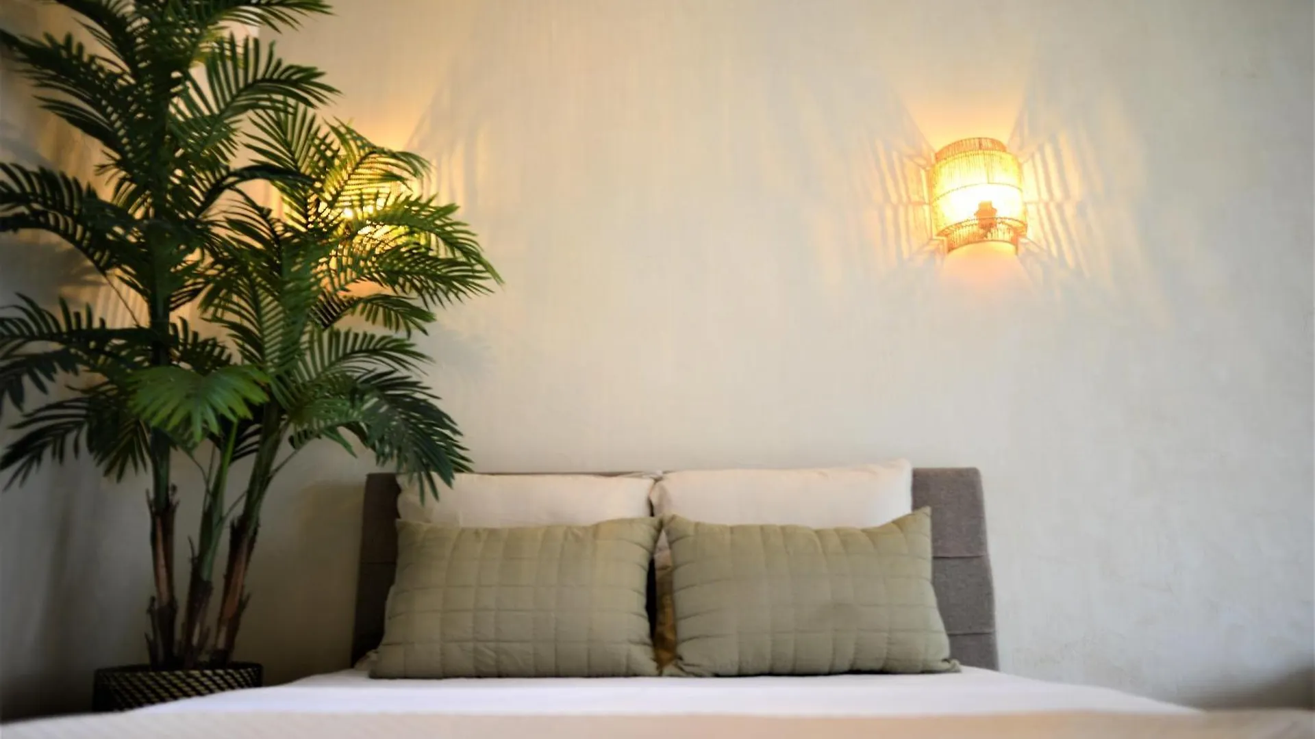 Kyoto Suites - Sleep Inn Antwerp 0*,  Belgium